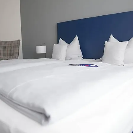 B&k Hotel 3*
