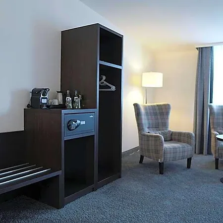 B&k Hotel 3*